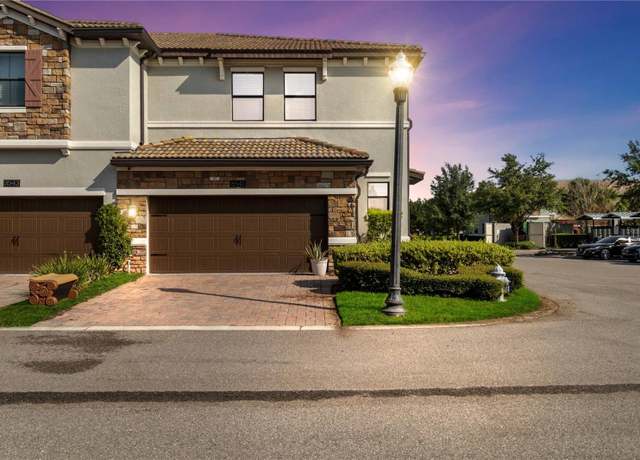 Property at 8541 Spyglass Ln, Davenport, FL 33896, 3 beds, 2.5 baths