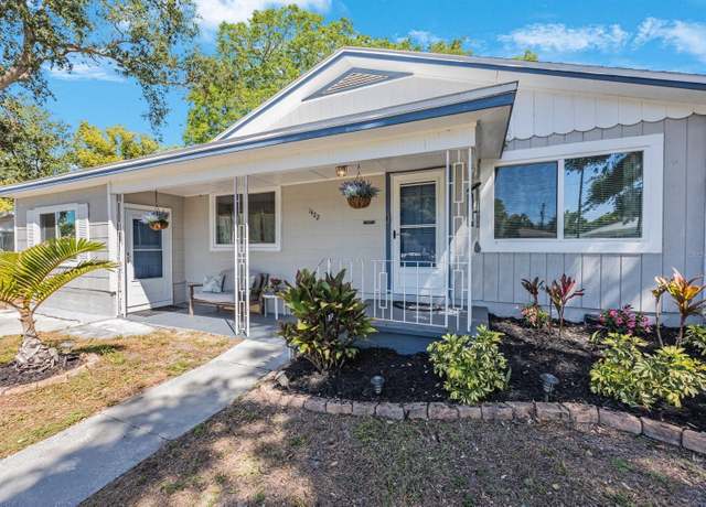 Property at 1422 Pinebrook Dr, Clearwater, FL 33755, 3 beds, 2 baths