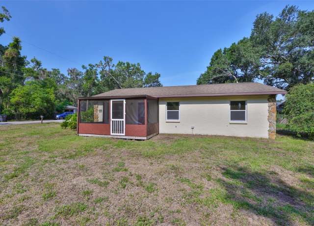 Property at 1019 Lakeside Dr, Seffner, FL 33584, 3 beds, 1 bath