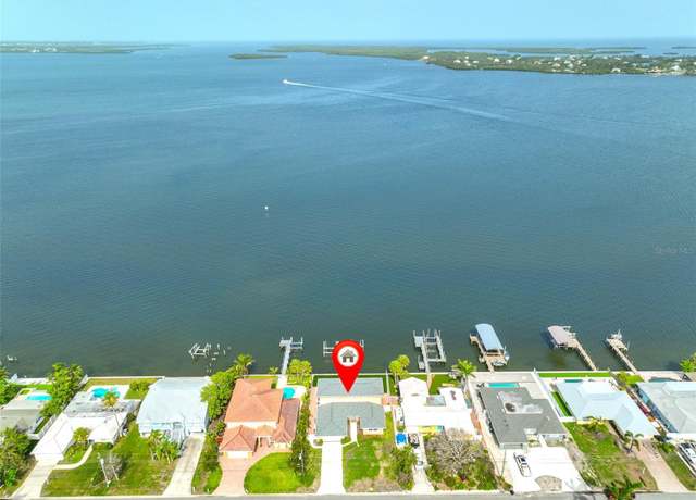 Property at 4823 Arlington Rd, Palmetto, FL 34221, 3 beds, 3 baths