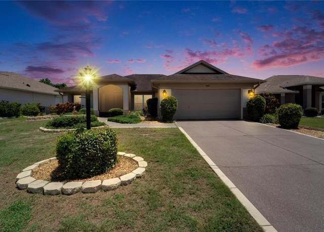 Property at 304 Caloosa Palms Ct, Sun City Center, FL 33573, 2 beds, 2 baths