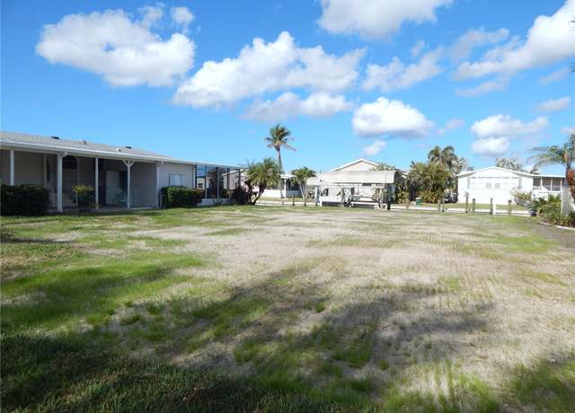 Property at 22 Rotterdam Dr, Punta Gorda, FL 33950