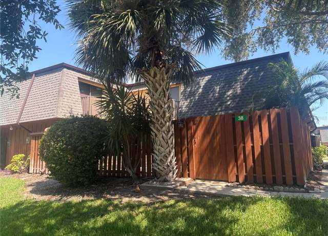 Property at 38 Cedar Dunes Dr, New Smyrna Beach, FL 32169, 3 beds, 2.5 baths