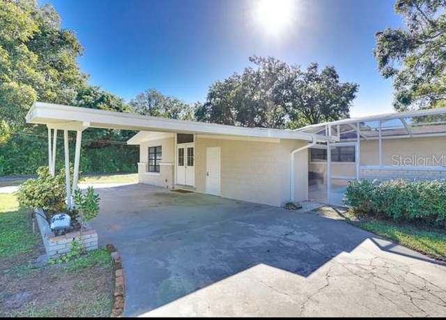 Property at 919 Avenue S SE, Winter Haven, FL 33880, 3 beds, 2 baths