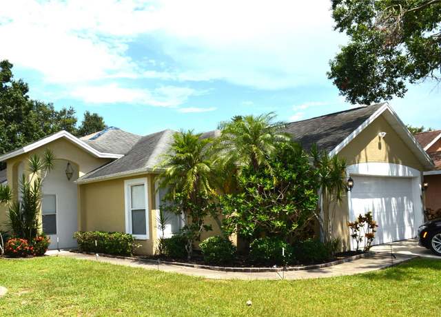 Property at 1576 Fawnwood Cir, Sarasota, FL 34232, 3 beds, 2 baths