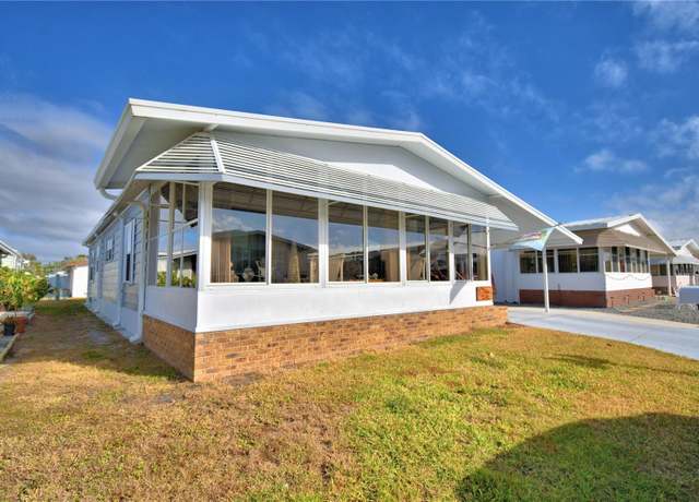 Property at 4343 Cherrywood St, Winter Haven, FL 33880, 2 beds, 2 baths
