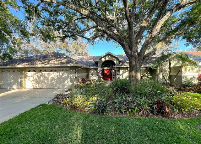 Property at 6805 Monet Cir, Temple Terrace, FL 33617, 4 beds, 4 baths