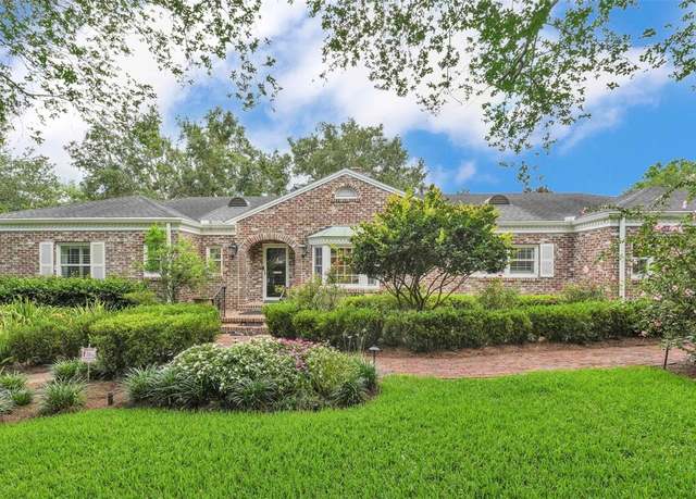 Property at 323 E Belvedere St, Lakeland, FL 33803, 4 beds, 3.5 baths