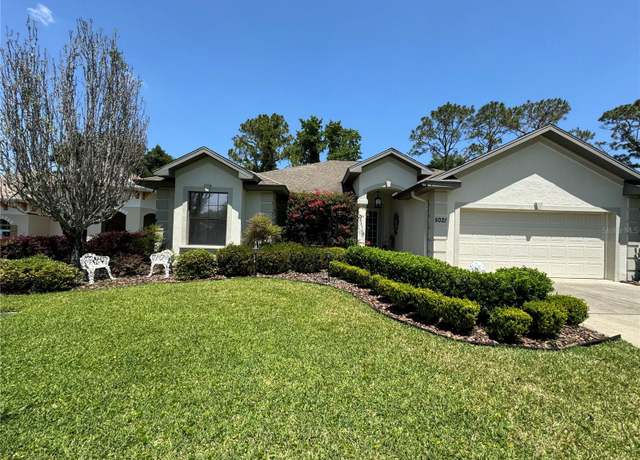 Property at 5021 Harbor Hts, Lady Lake, FL 32159, 3 beds, 2 baths