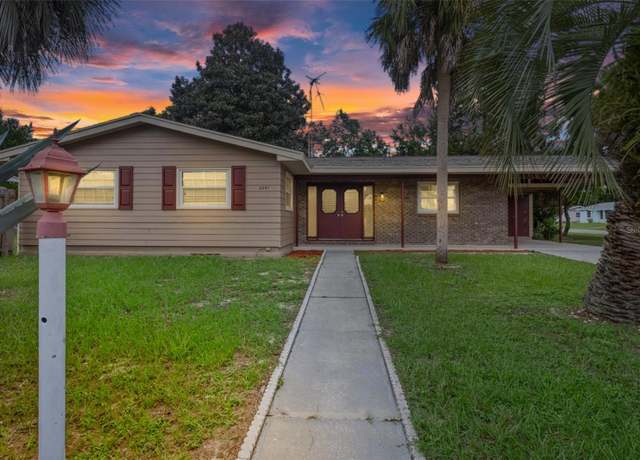 Property at 2041 W Howard Pl, Citrus Springs, FL 34434, 3 beds, 2 baths