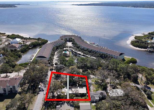 Property at 416 Woodward Ave, Oldsmar, FL 34677