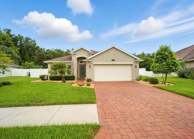 Property at 15 Auberry Dr, Palm Coast, FL 32137, 3 beds, 2 baths