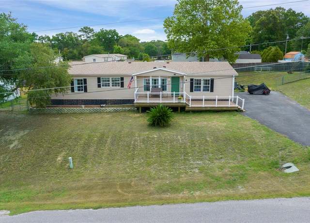 Property at 14219 SE 63rd Ave, Summerfield, FL 34491, 3 beds, 2 baths