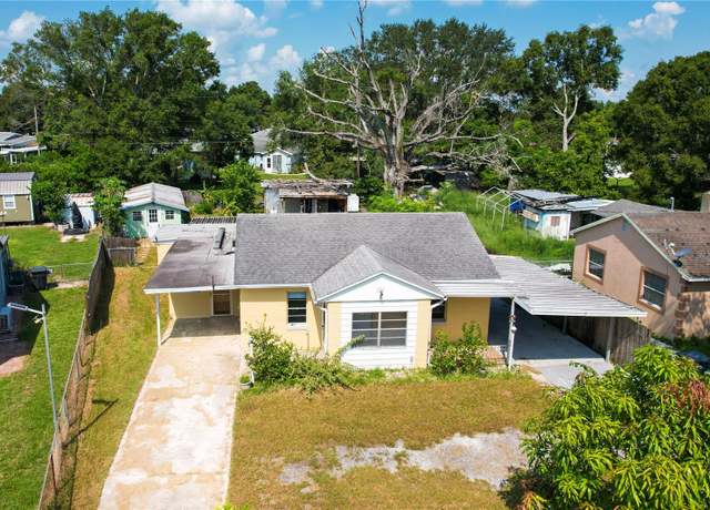 Property at 118 Orange Ave, Winter Haven, FL 33880, 4 beds, 2 baths