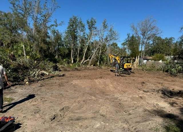 Property at 7947 Palatine Dr, Hudson, FL 34667