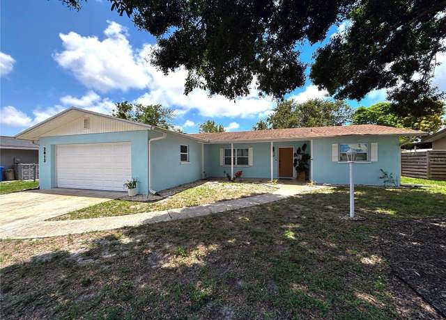 Property at 2813 21st Ave W, Bradenton, FL 34205, 2 beds, 2 baths