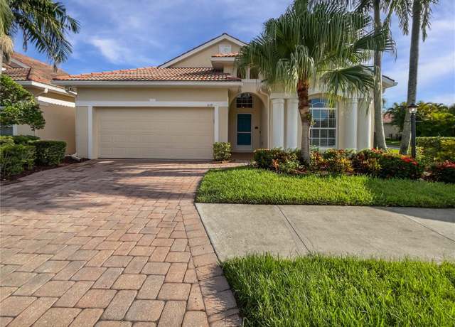 Property at 3119 78th Ave E, Sarasota, FL 34243, 2 beds, 2 baths