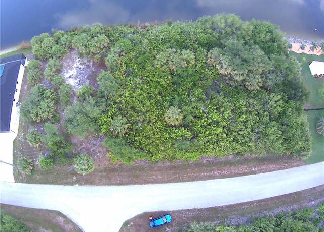 Property at 10061 Boylston St, Port Charlotte, FL 33981