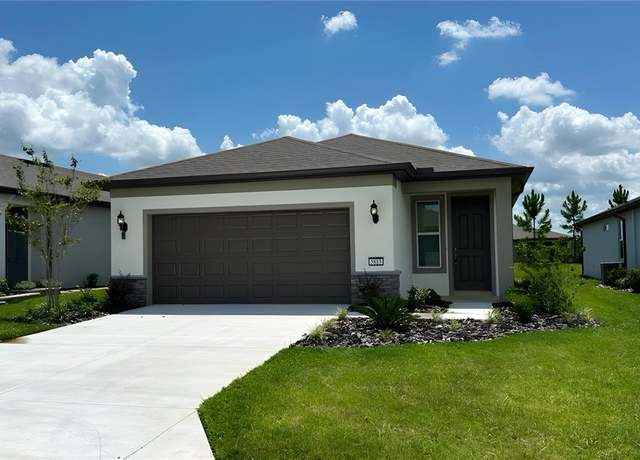 Property at 5813 SW 87th Court Rd, Ocala, FL 34481, 2 beds, 2 baths