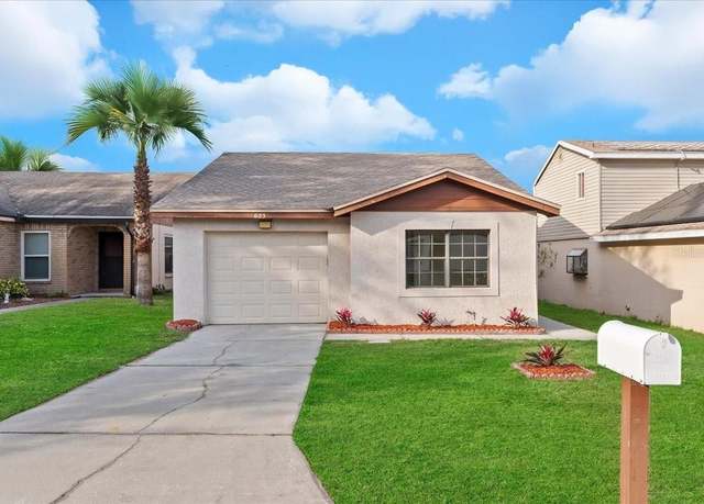Property at 623 Lake Dexter Cir, Winter Haven, FL 33884, 3 beds, 2 baths
