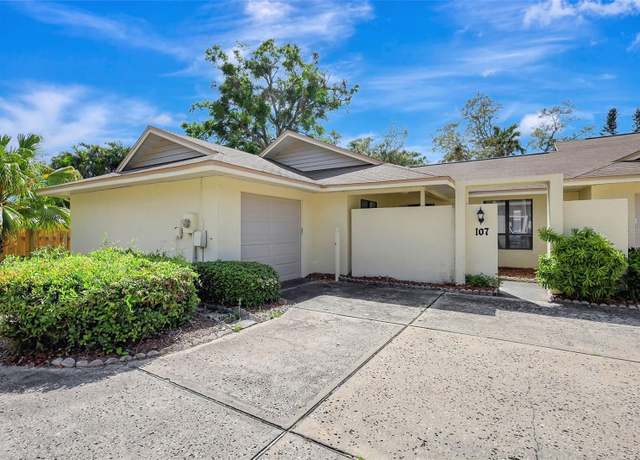 Property at 107 Parkside Colony Dr, Tarpon Springs, FL 34689, 3 beds, 2 baths