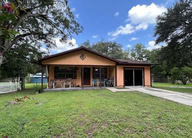 Property at 155 Roosevelt Ave, Brooksville, FL 34604, 3 beds, 2 baths