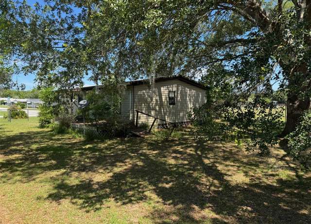 Property at 105 NE 66th Ct, Ocala, FL 34470, 3 beds, 2 baths