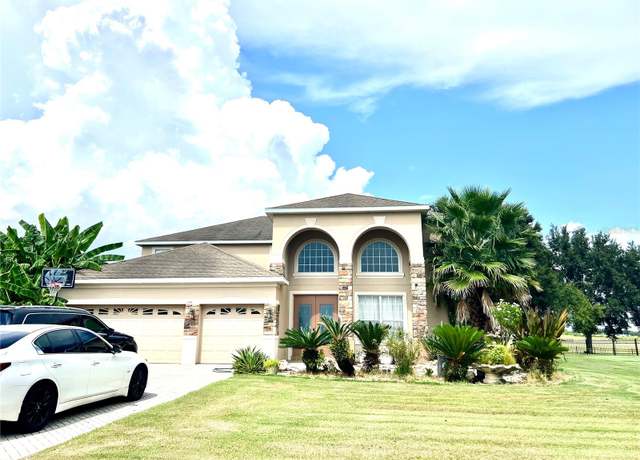 Property at 34142 Madiera Ln, Sorrento, FL 32776, 4 beds, 3.5 baths