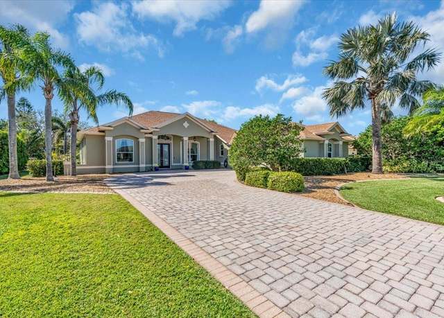 Property at 3336 Lakeside Cir, Parrish, FL 34219, 3 beds, 2.5 baths