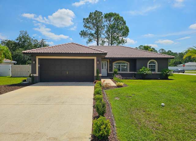 Property at 2 Serenade Pl, Palm Coast, FL 32164, 3 beds, 2 baths