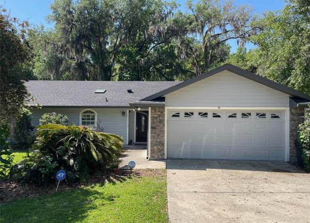 Property at 9515 NW 4th Pl, Gainesville, FL 32607, 3 beds, 2 baths