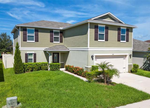 Property at 454 Sunfish Dr, Winter Haven, FL 33881, 4 beds, 2.5 baths
