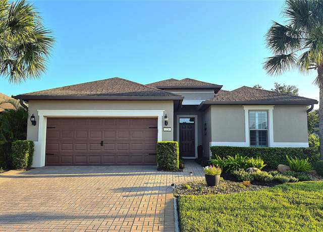 Property at 224 Granada Ln, Davenport, FL 33837, 3 beds, 2 baths