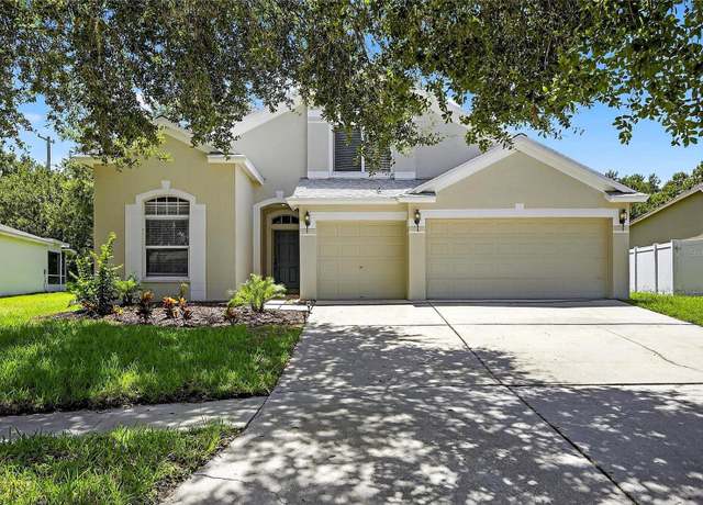 Property at 4526 Portobello Cir, Valrico, FL 33596, 5 beds, 4 baths