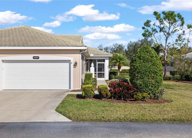 Property at 1537 Monarch Dr, Venice, FL 34293, 2 beds, 2 baths