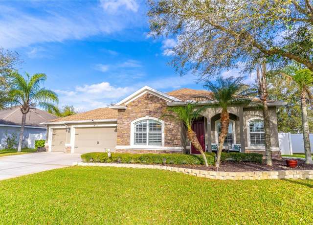 Property at 1411 Ellis Fallon Loop, Oviedo, FL 32765, 3 beds, 2 baths