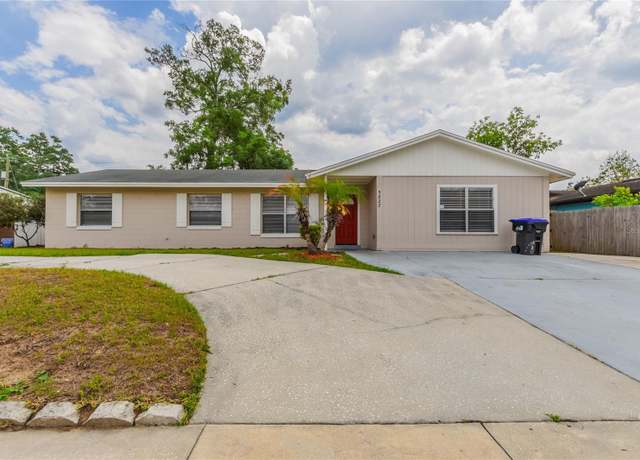 Property at 5822 Flori Ln, Orlando, FL 32808, 5 beds, 2 baths