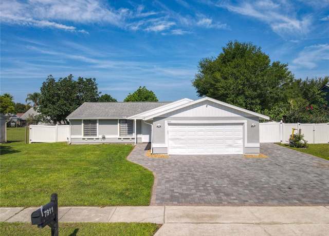 Property at 7911 Murcott Cir, Orlando, FL 32835, 3 beds, 2 baths
