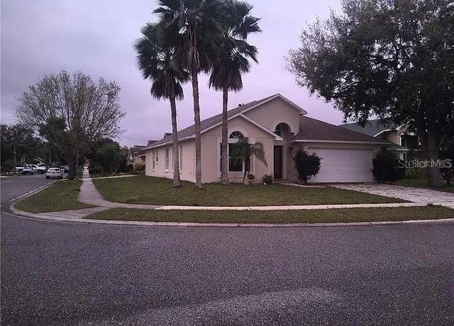 Property at 8001 Elmstone Cir, Orlando, FL 32822, 4 beds, 2 baths