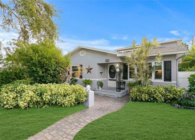 Property at 860 25th Ave N, St Petersburg, FL 33704, 5 beds, 3 baths