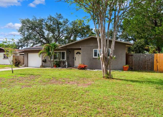 Property at 11115 101st Ave, Seminole, FL 33772, 2 beds, 2 baths
