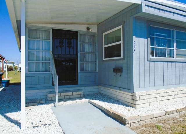 Property at 652 54th Ln S #153, Gulfport, FL 33707, 2 beds, 1 bath