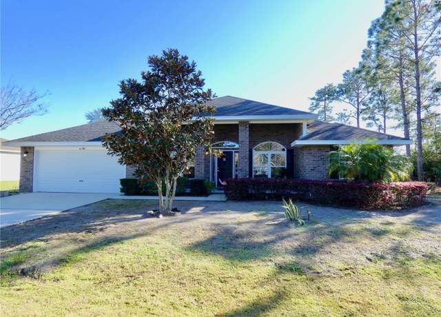 Property at 33 Buffalo Meadow Ln, Palm Coast, FL 32137, 4 beds, 2 baths