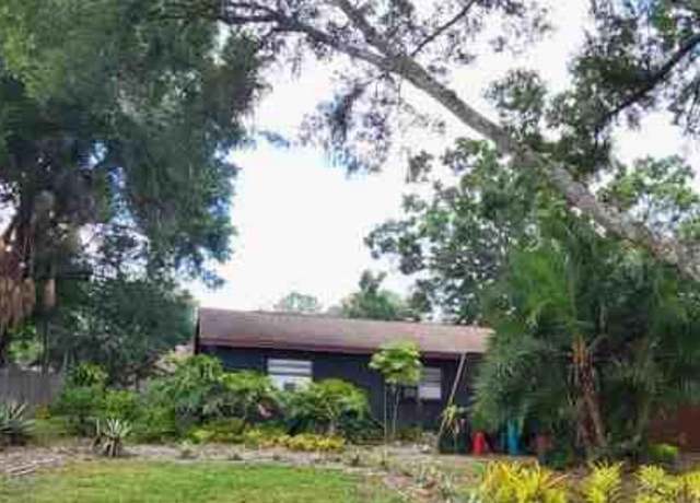 Property at 22402 Stillwood Dr, Land O Lakes, FL 34639, 3 beds, 2 baths