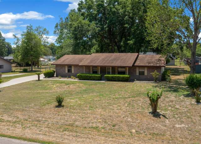 Property at 164 NE 53rd St, Ocala, FL 34479, 3 beds, 2 baths