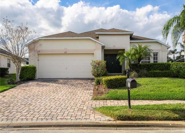 Property at 523 Balmoral Dr, Davenport, FL 33896, 4 beds, 3 baths