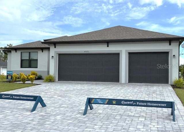 Property at 4570 Gillot Blvd, Port Charlotte, FL 33981, 5 beds, 2.5 baths