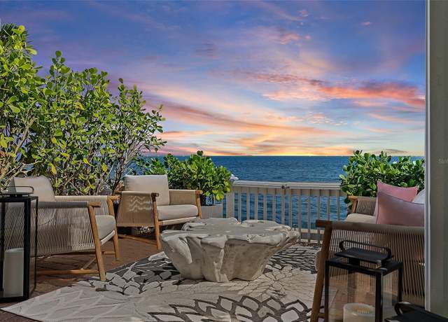 Property at 4966 Coquina Key Dr SE #4966, St Petersburg, FL 33705, 3 beds, 2.5 baths