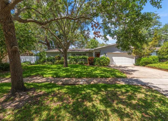 Property at 1340 Whispering Pines Dr, Clearwater, FL 33764, 3 beds, 2 baths
