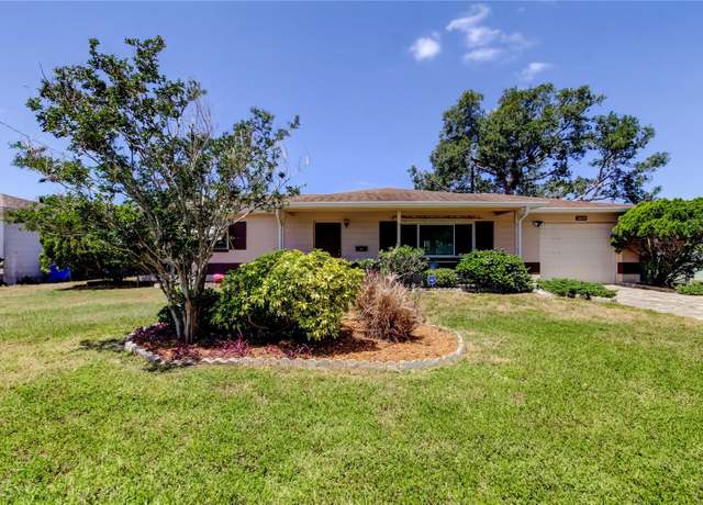 Property at 2800 54th St N, St Petersburg, FL 33710, 2 beds, 2 baths